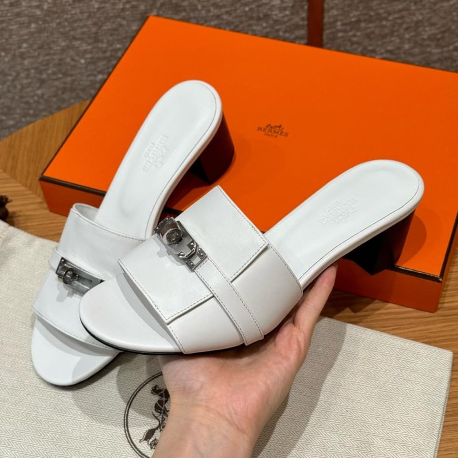 Hermès Gigi 50 sandals palladium Hardwere