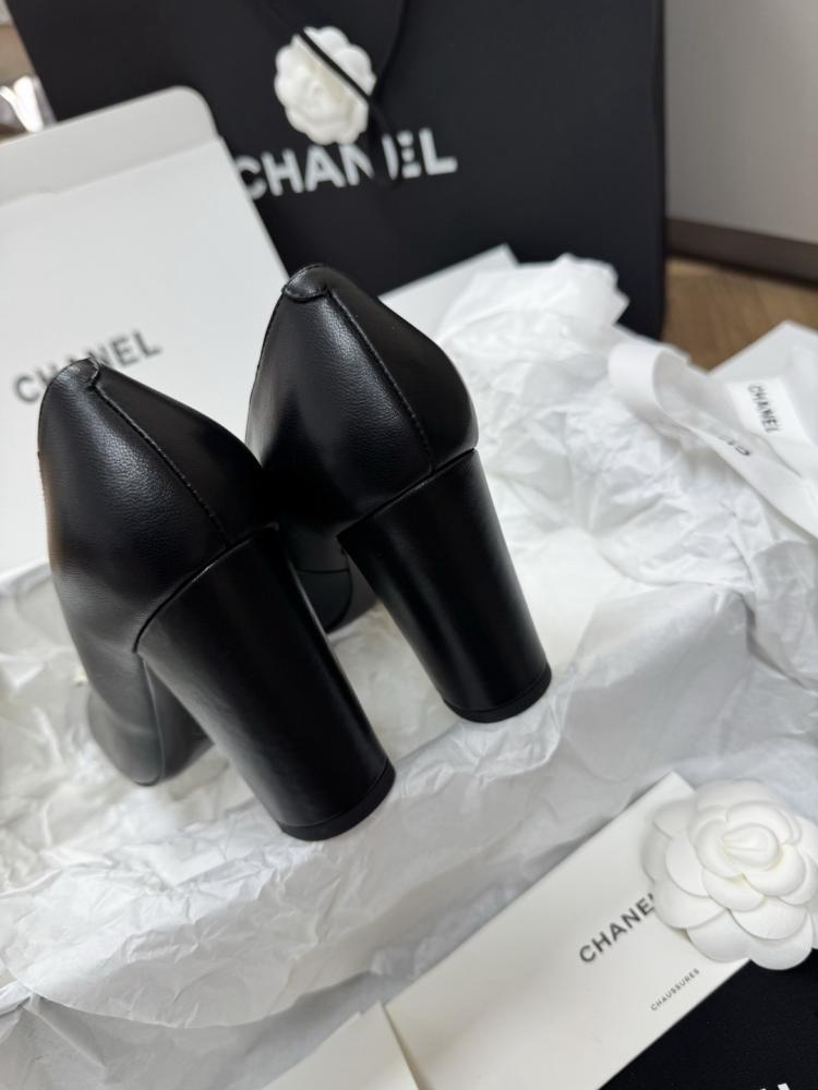 Chanel 26s