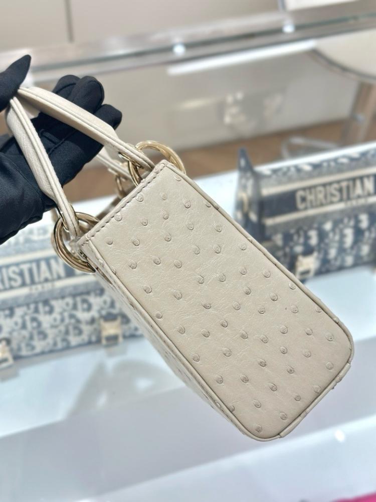 Mini lady dior