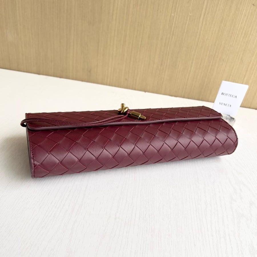 Andiamo Clutch