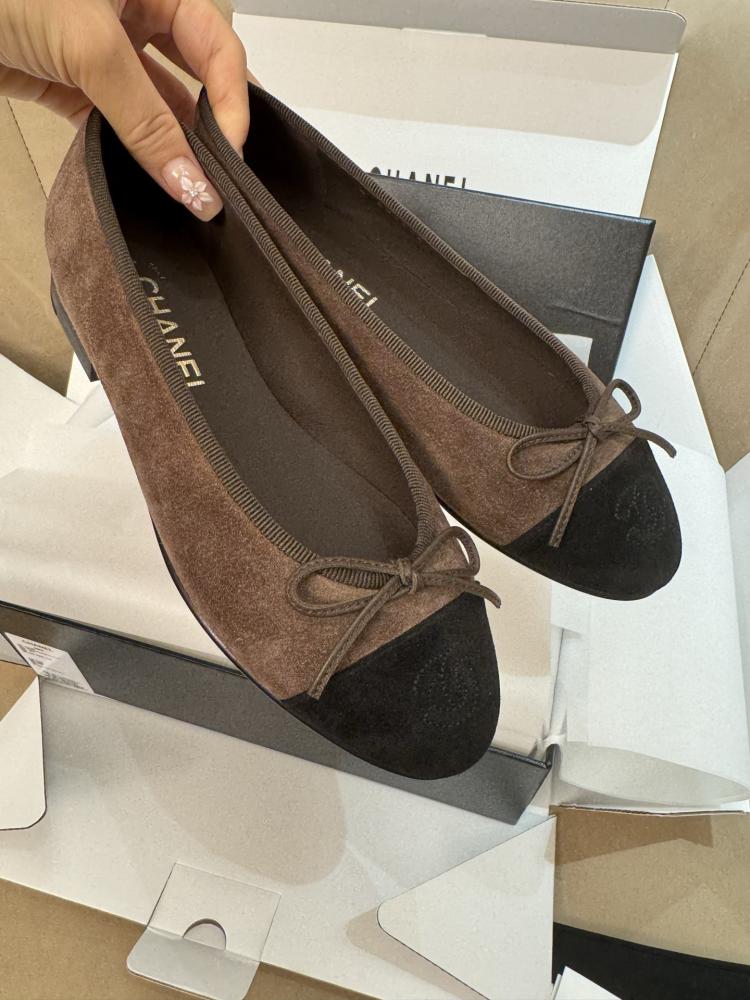 Ballet flats