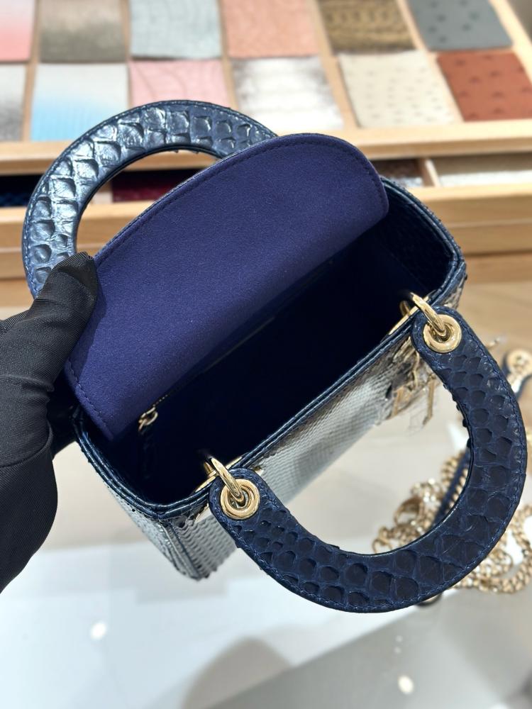 Mini lady dior