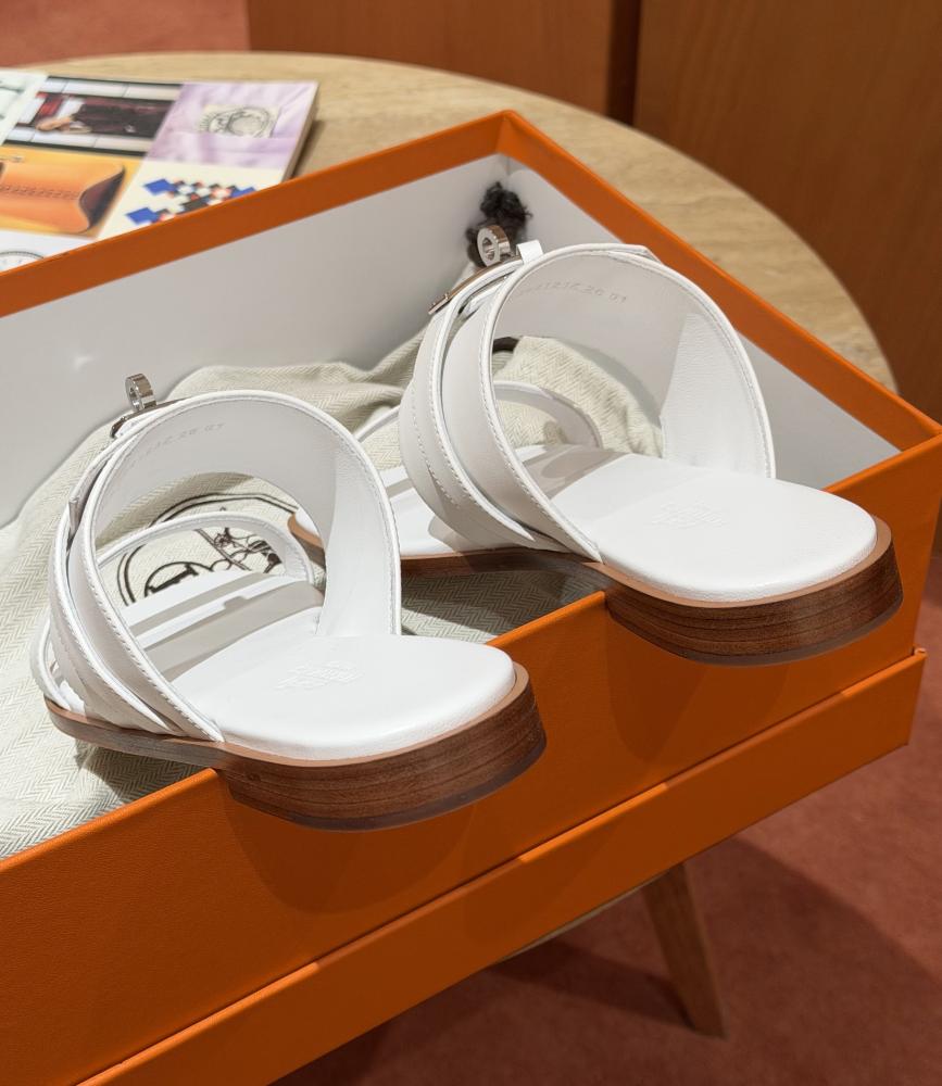 Nina sandal