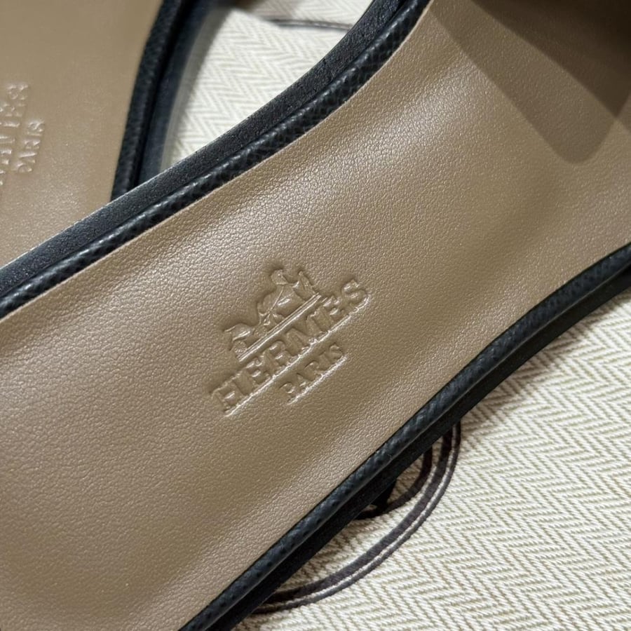 Oran sandals epsom