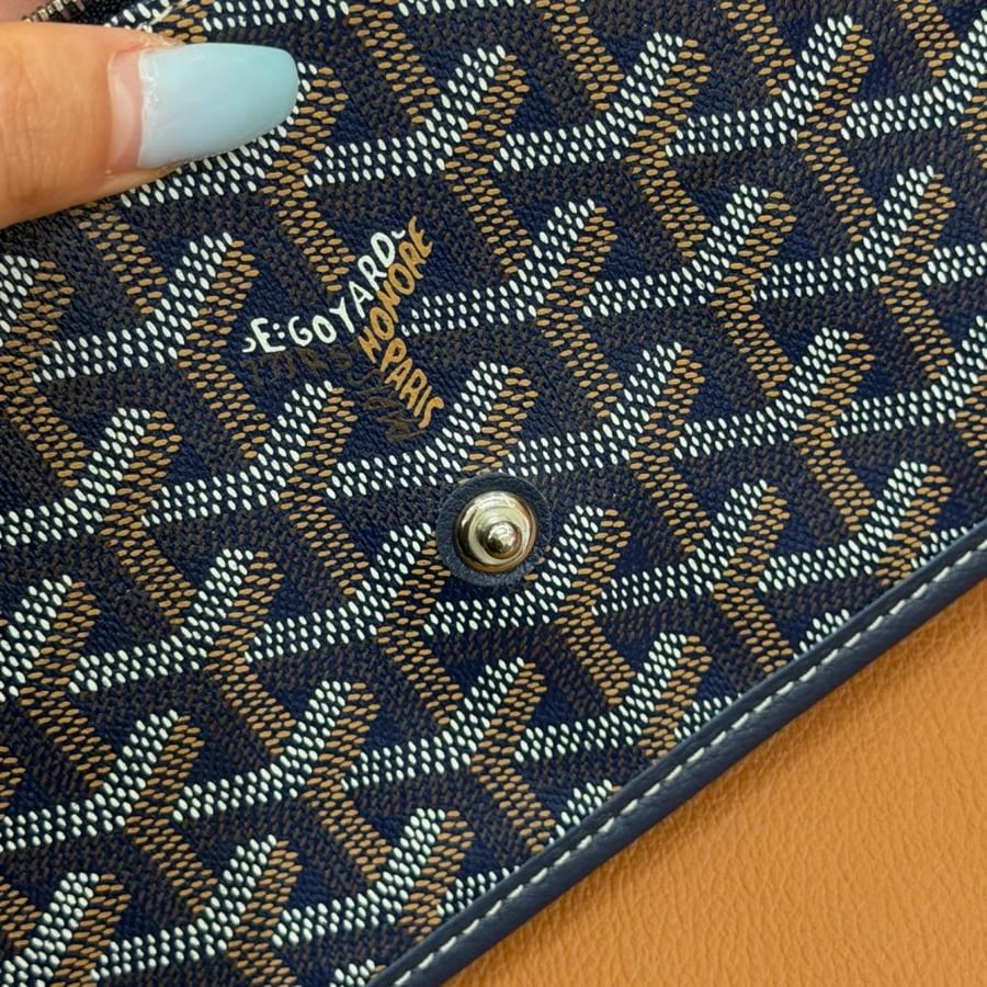 Plumet pouch-wallet