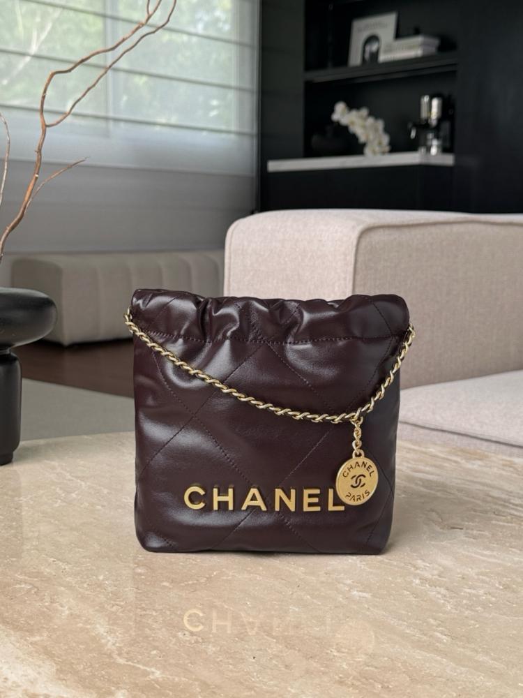 Chanel 22bag mini shiny calfskin