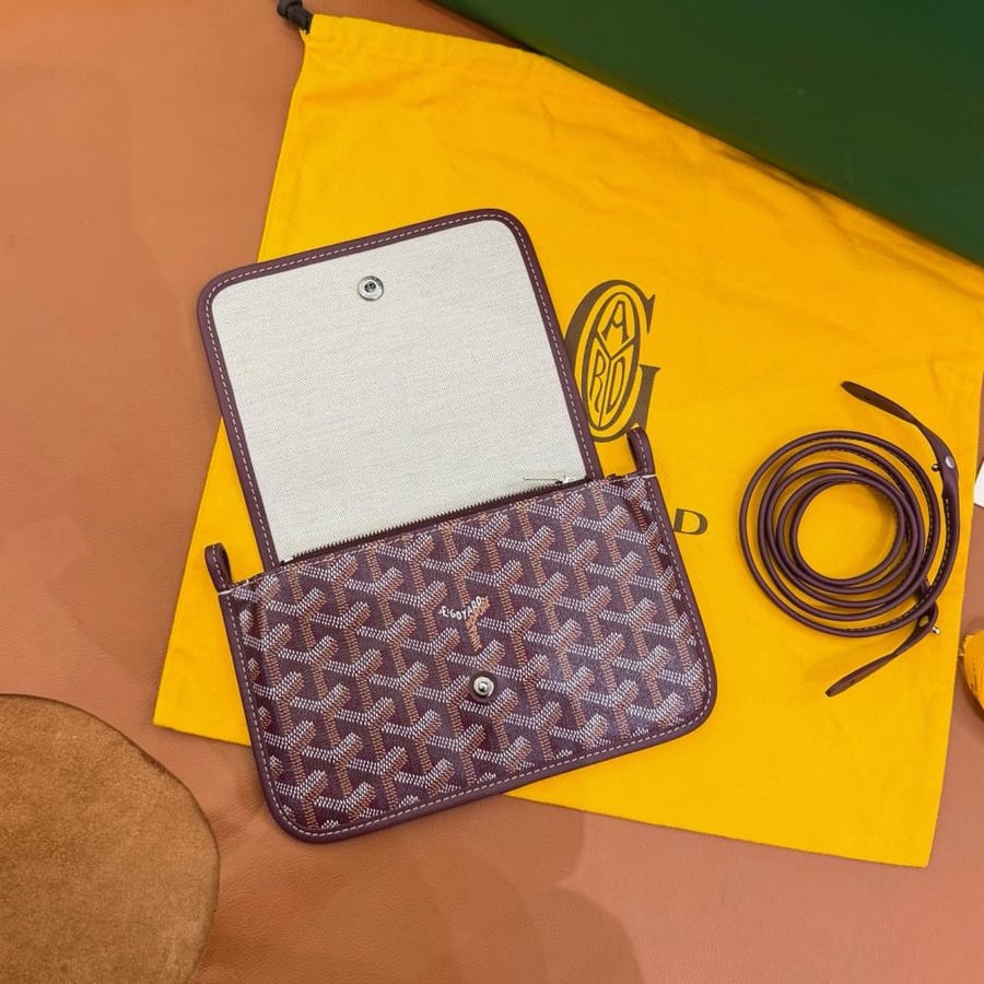 Plumet pouch-wallet