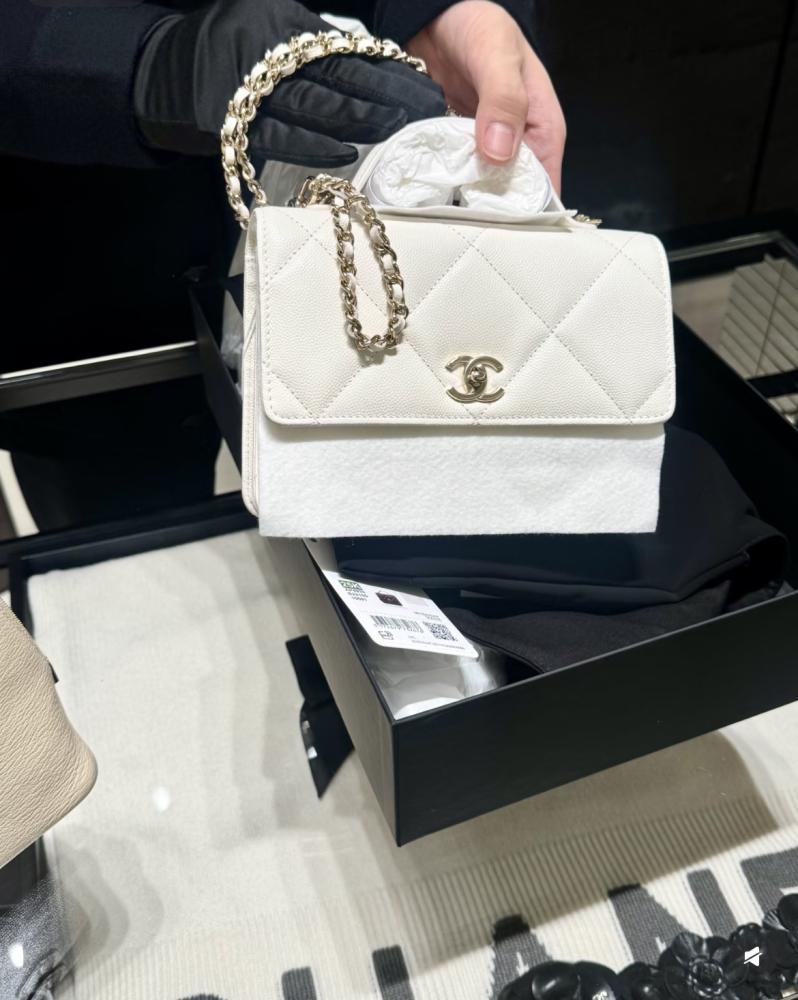 Chanel 25k
