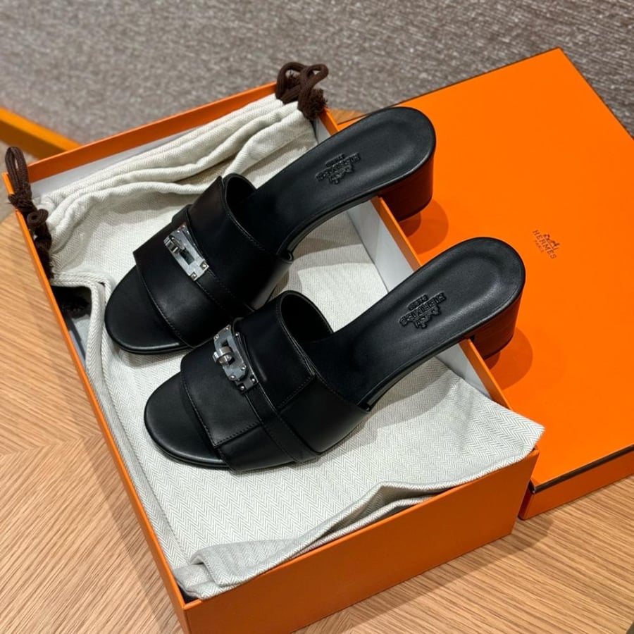 Hermès Gigi 50 sandals palladium Hardwere