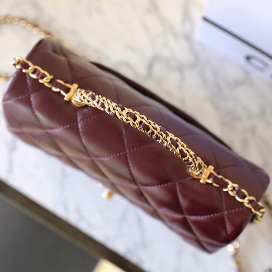 Chanel 24b