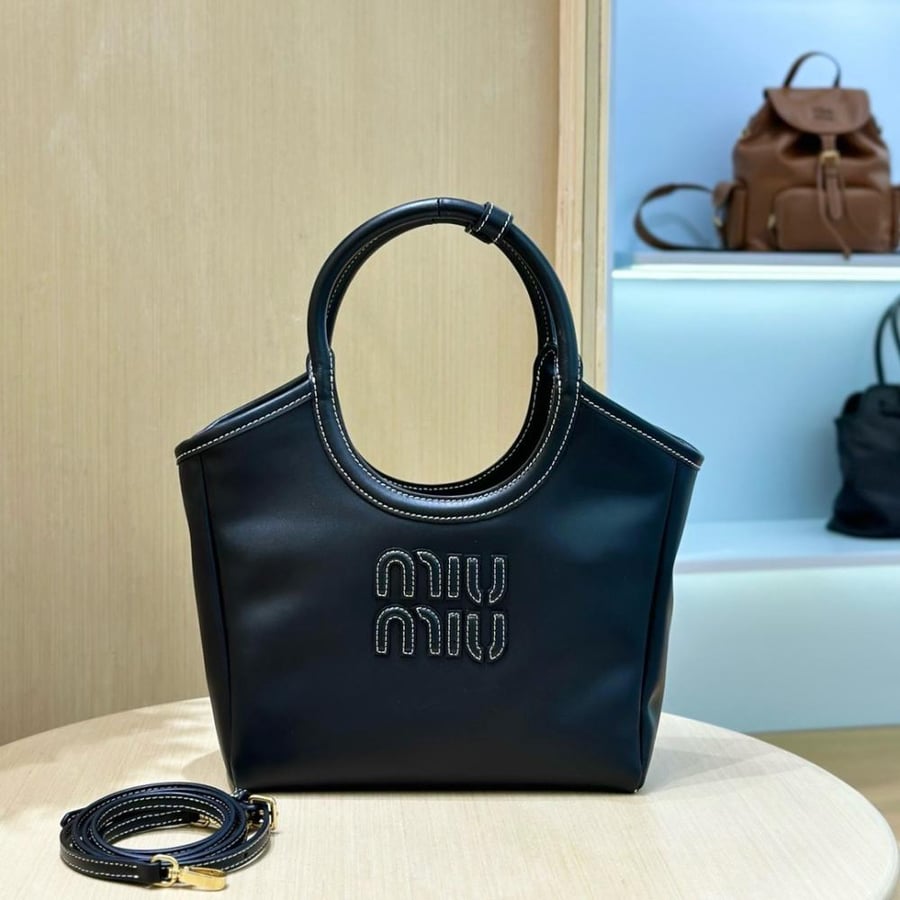 Miu miu lvy 22cm