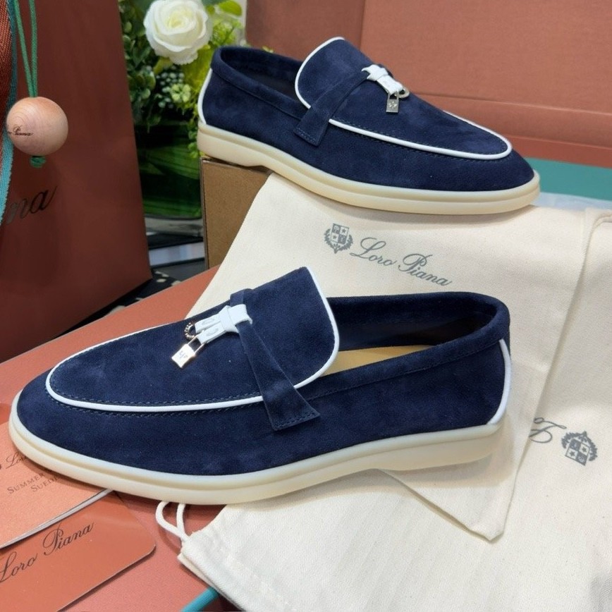 Loropiana summer walk