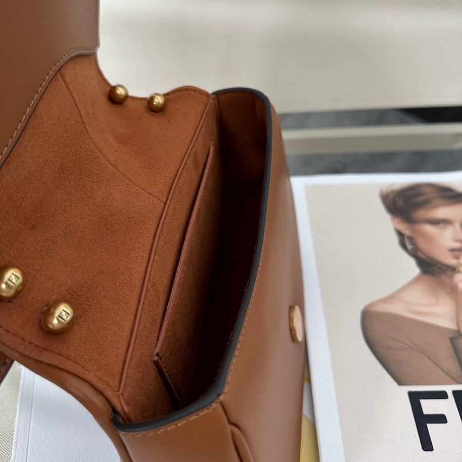 C’mon Mini Brown leather bag