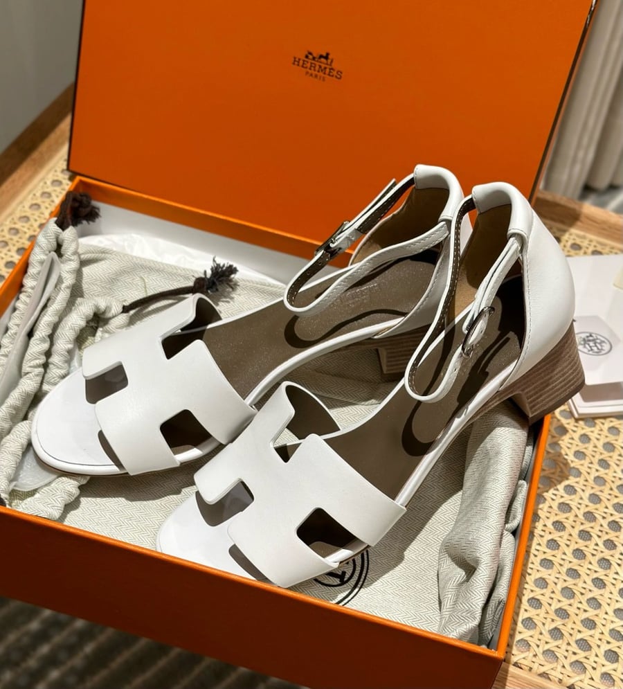 Hermès White Encens 50 Swift sandal