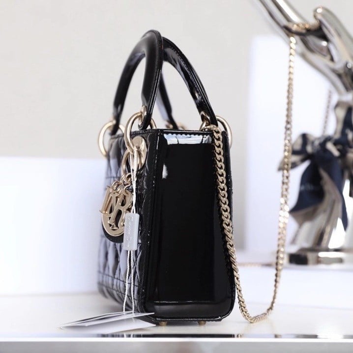 Mini lady dior