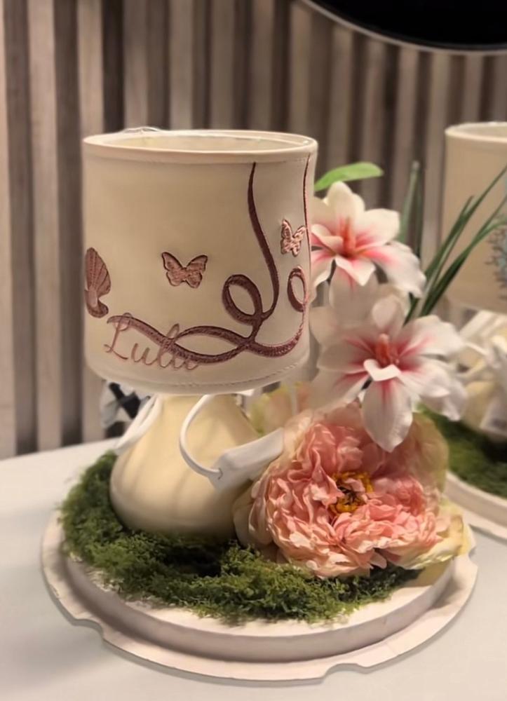 Name-embroidered lamp