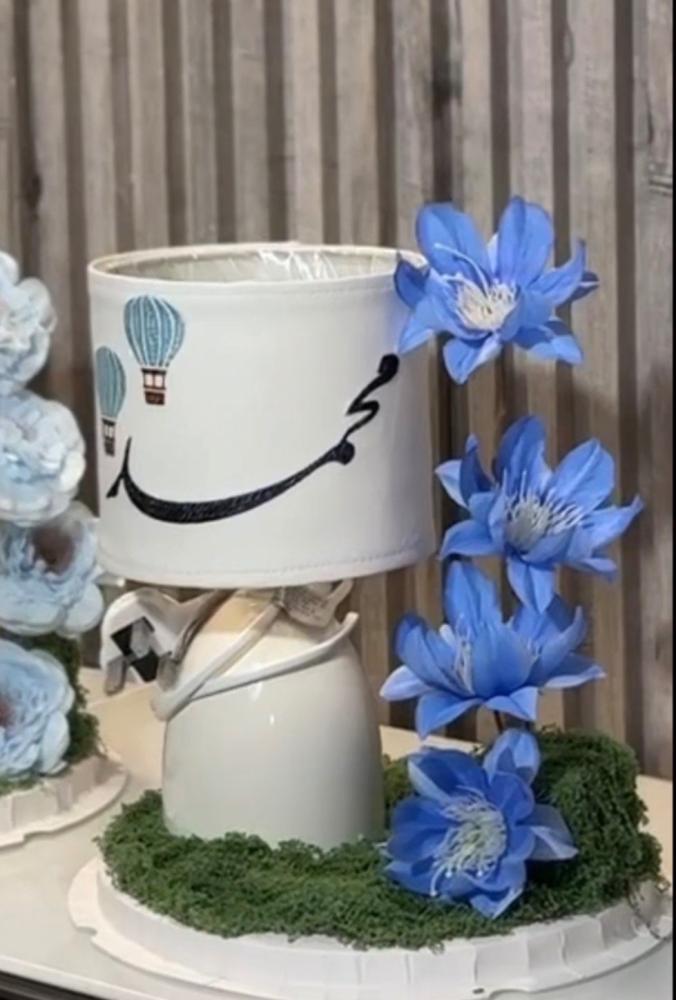 Embroidered lamp cover + flower arrangement