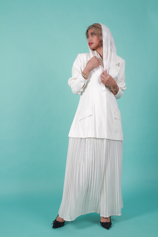 عباية بيضاء رسمية مع شيفون