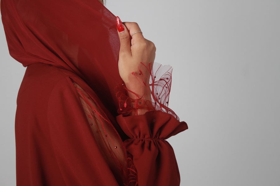 عباية عودي مع دانتيل بلمعة