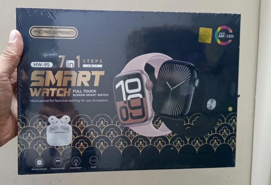 ساعة شبيهة ابل سبع اساور وتركب على جميع الجوالات