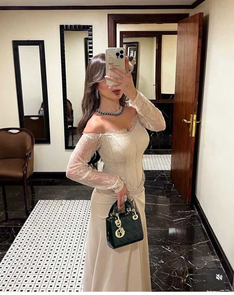 فستان سهرة بيج دانتيل
