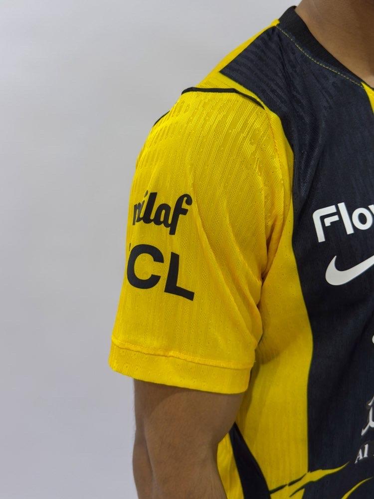 تيشيرت الاتحاد الأساسي فئة الاعبين 26-27