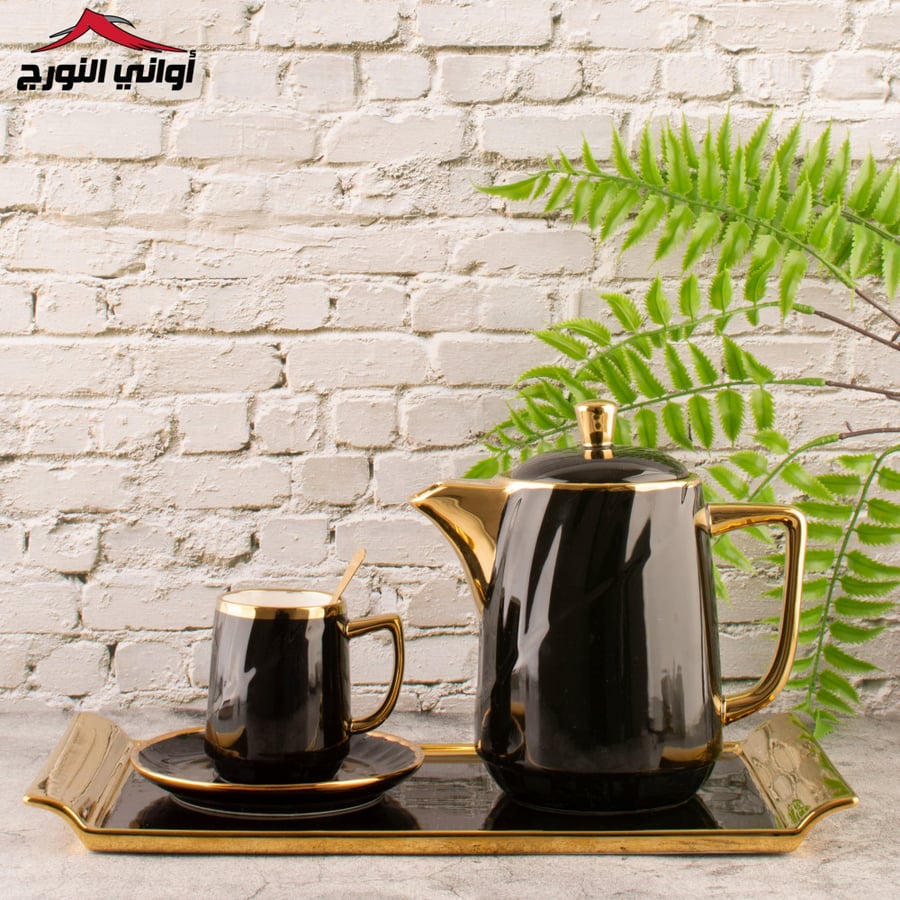 طقم أكواب مع ابريق بستاند أسود
