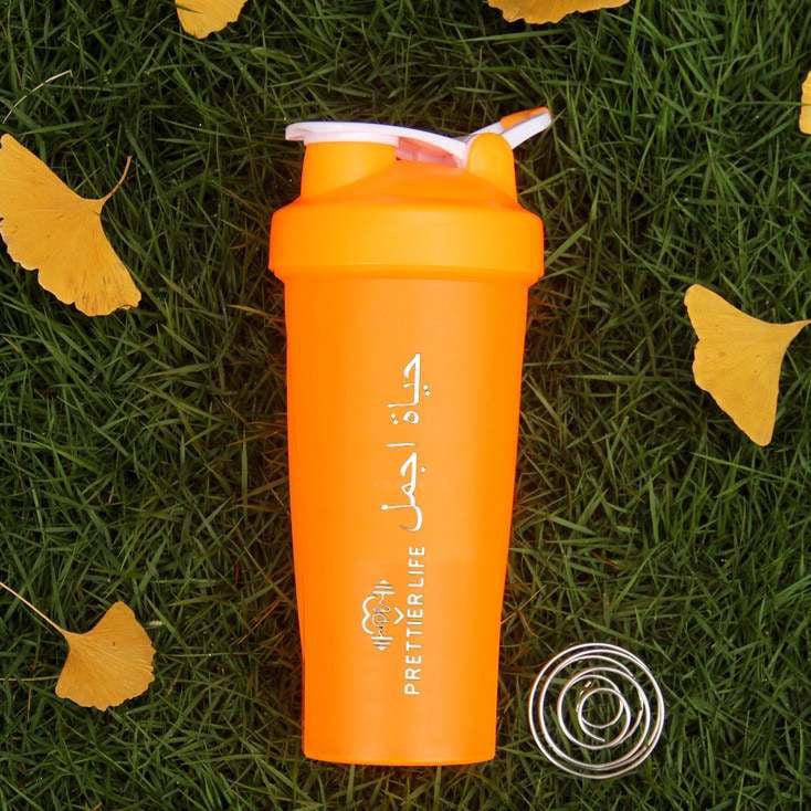 600 ml size shaker with a metal ball available in several colors