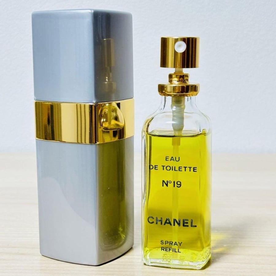 عطر شانيل ان 19 او دو تواليت قابل لإعادة التعبئة للنساء 100 مل