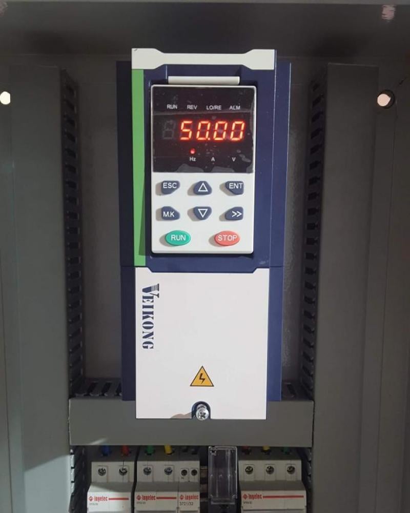 Diving converter 7 horsepower with protective box and lightning arrester: safety and efficiency in operation