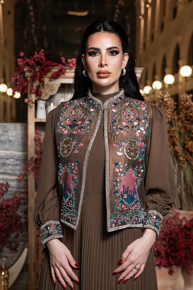 جلابجلابية بليسية سادة بأكمام طويلةية دانتيل هالتر