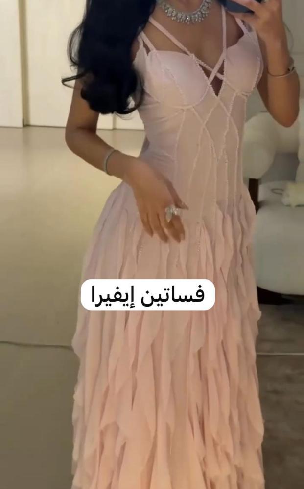 فستان هيفاء