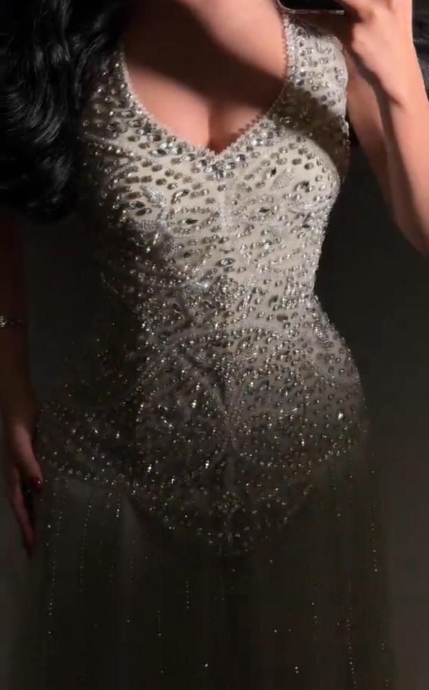 فستان لارا