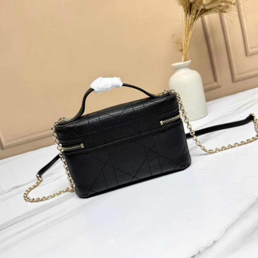 ديور ميك اب ماستر