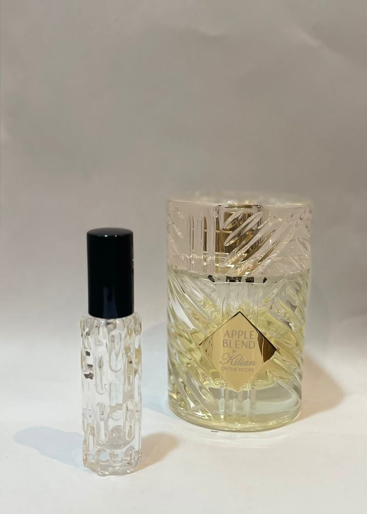 عينة عطر أبل بليند أون ذا روكس من كيليان