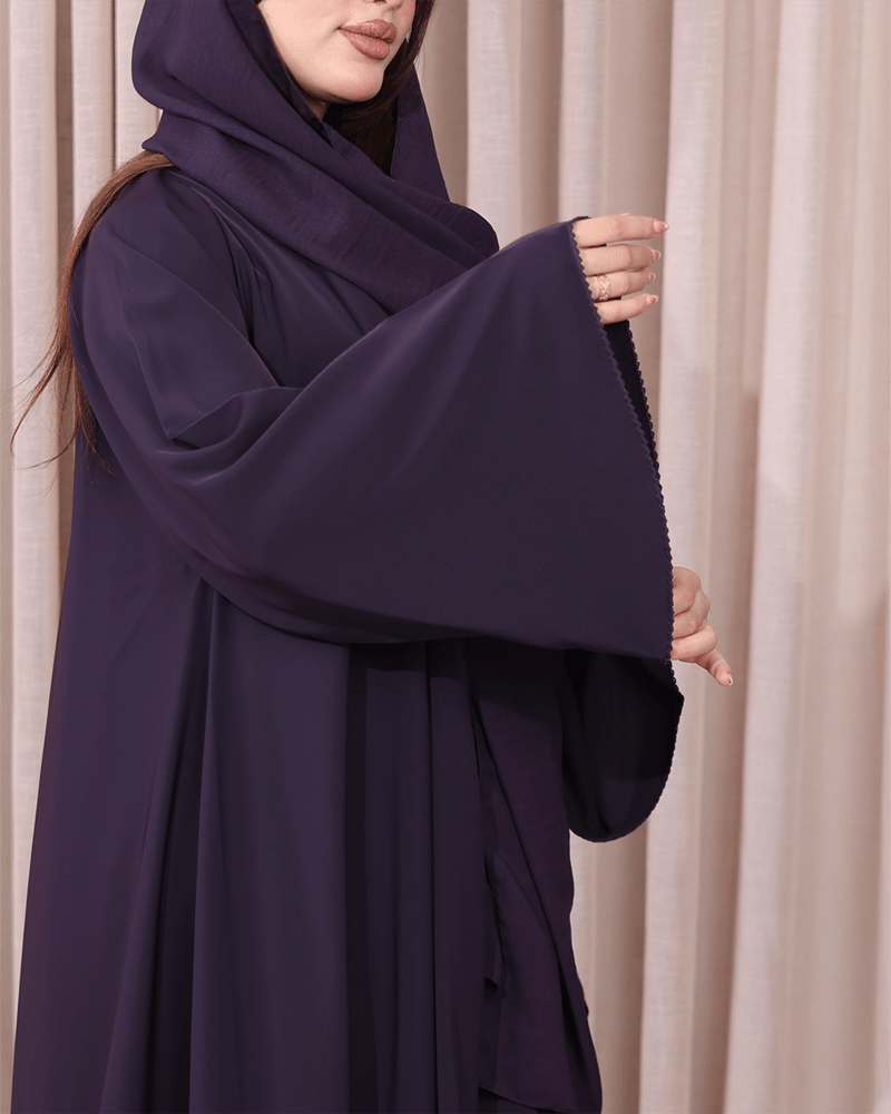 عباية بنفسجية