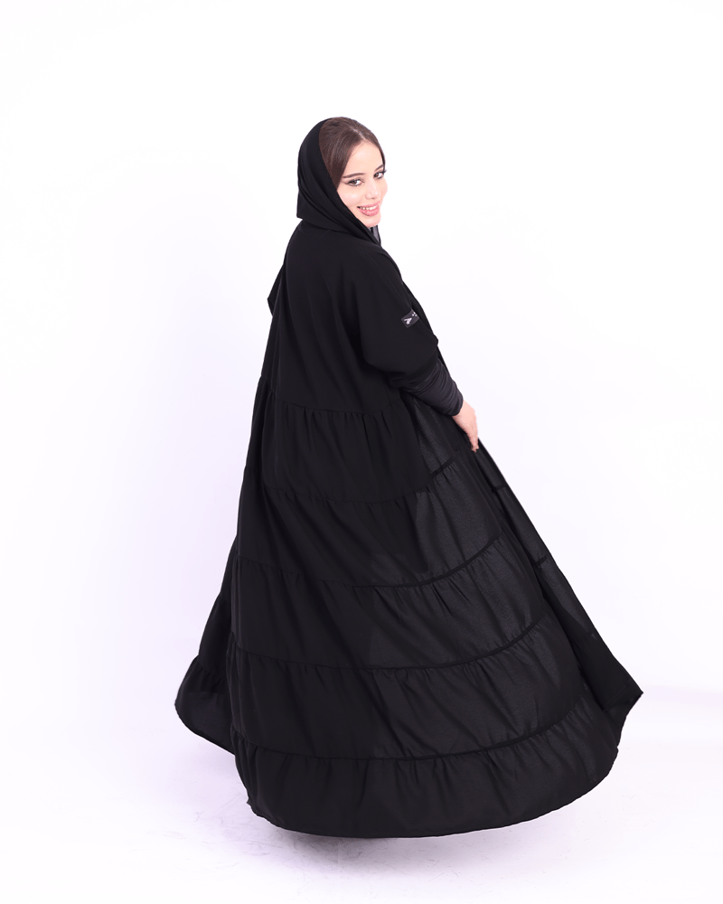 عباية لبنى