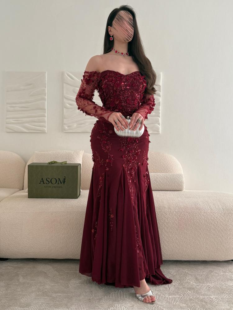 فستان هنا عنابي