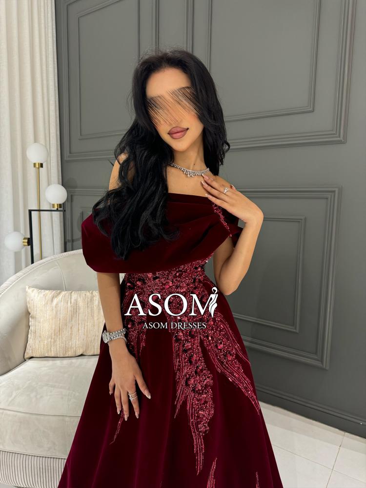 فستان لوريتا عنابي