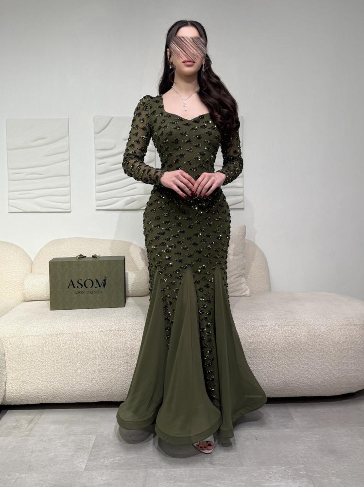 فستان نيرين زيتي