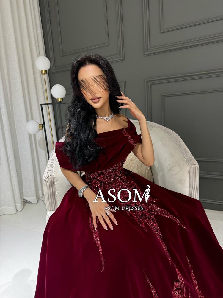 فستان لوريتا عنابي