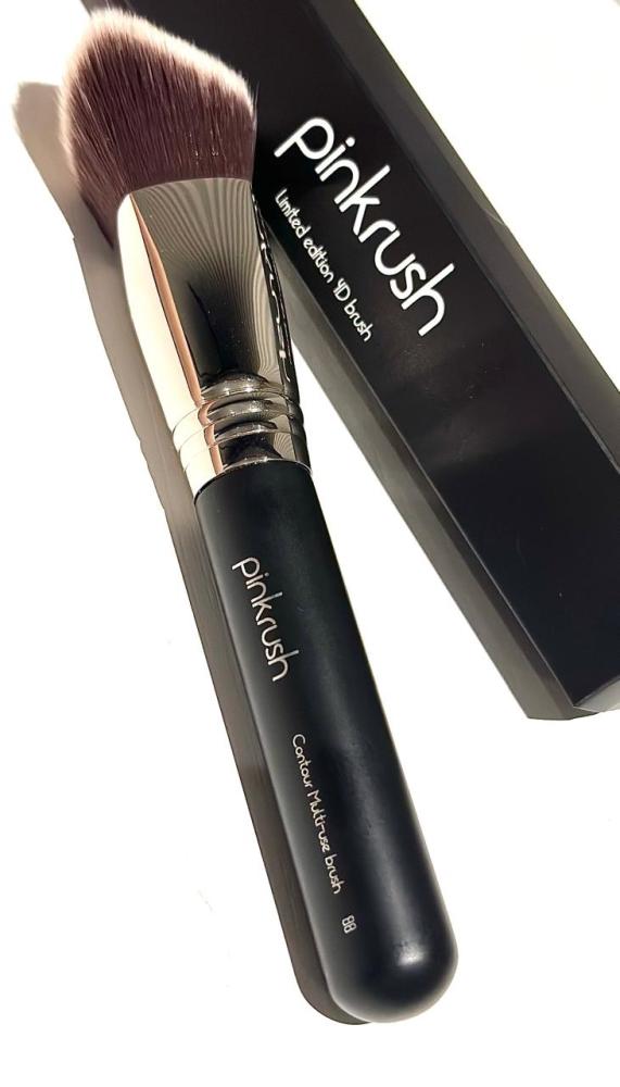 Flawless Blend Brush – فرشاة الدمج المثاليه