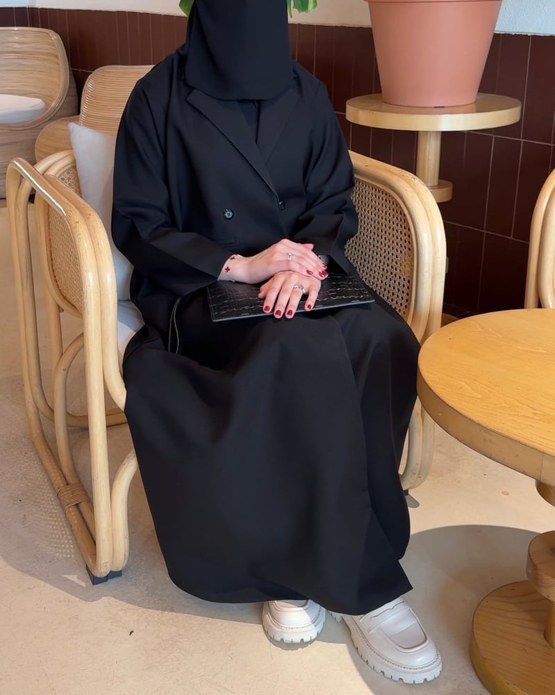 عباية بليزر