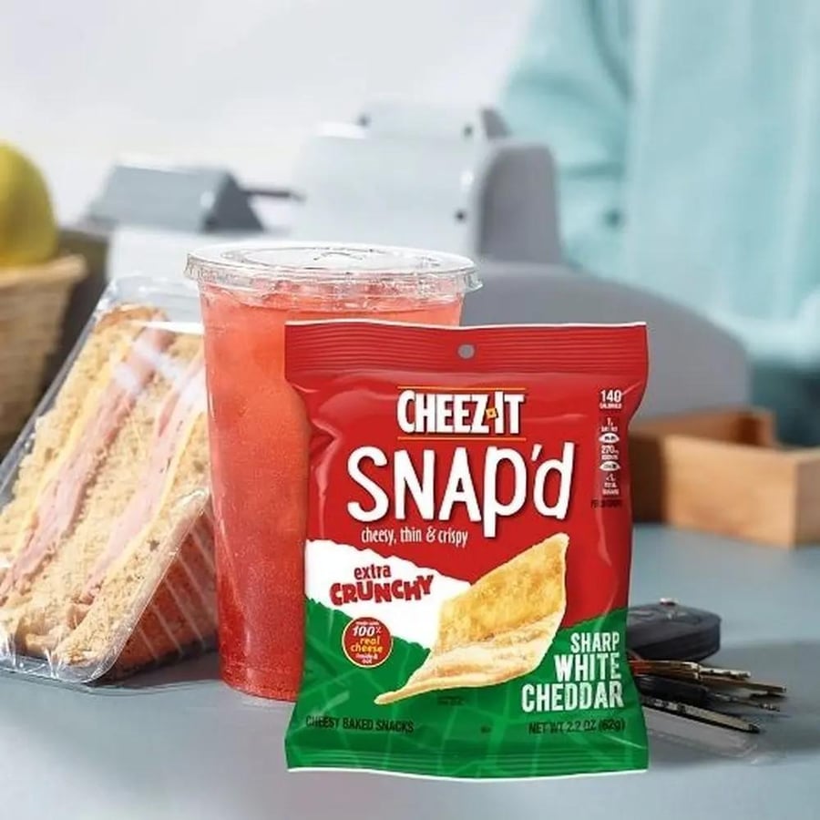 تشيز إت سنابد شارب وايت تشيدر امريكي Cheez-It Snap'd Sharp White Cheddar