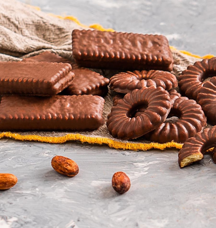 Prestige biscuits with hazelnut cream and covered with chocolate 160 g imported Bulgaria