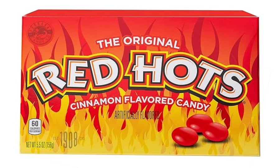 ريد هوتس كاندي بنكهة القرفة 165 جرام – Red Hots Cinnamon Flavored Candy 165g