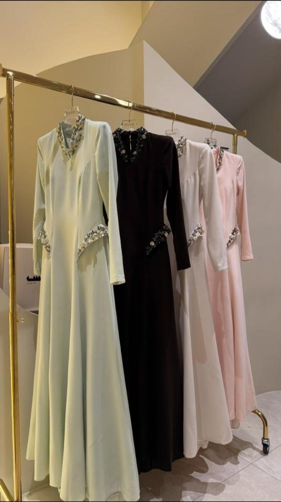 Evening dress 1056