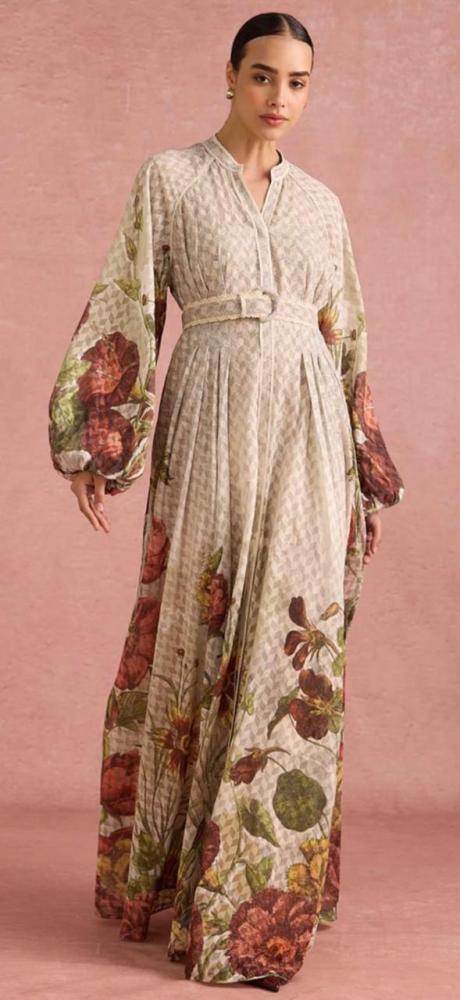 Evening dress 686
