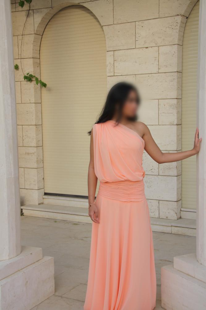 The salmon dress