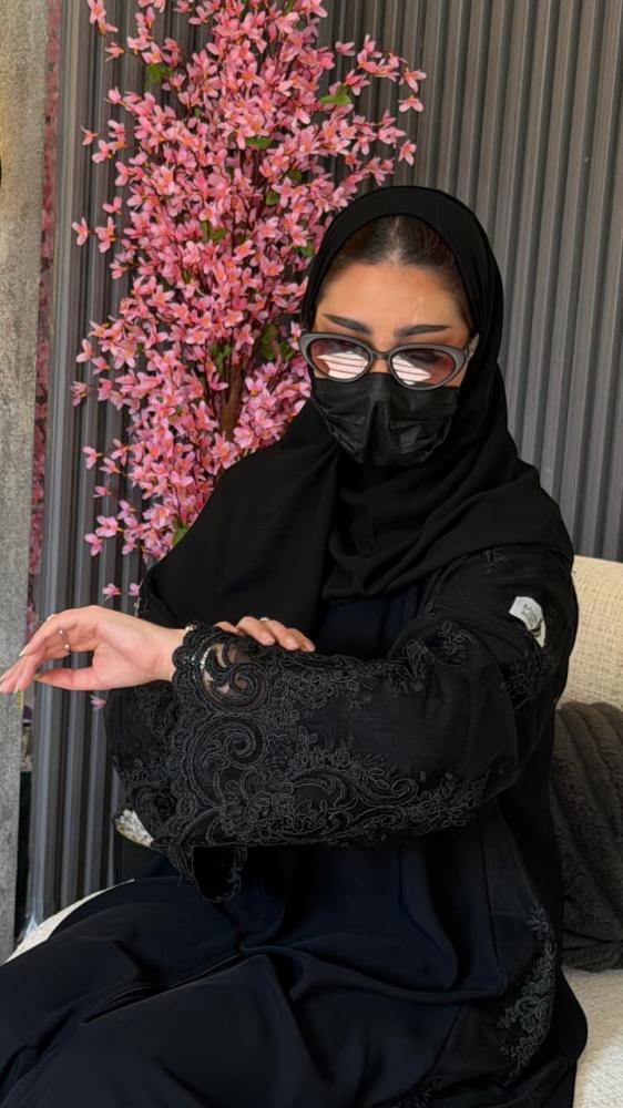 عباية "حفله" الملكية.